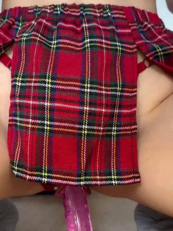 18yo fuck - 18 Jahre alte Fickpuppe - junges Luder mit dicken Titten