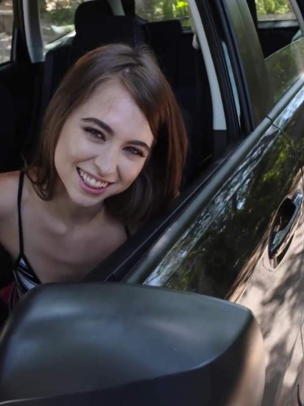 Riley Reid ist eine geile Schlampen auf deinem ersten Date