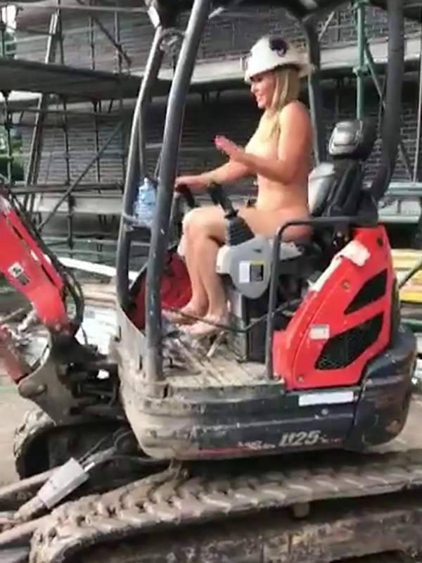 Diese geilen Titten machen deinen Schwanz zucken lassen