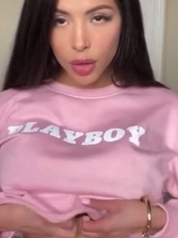 Tittys Queen mit ihren riesigen Titten
