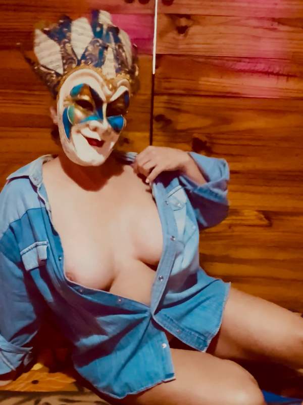 Sie hat geile Titten und ein geiles Gesicht