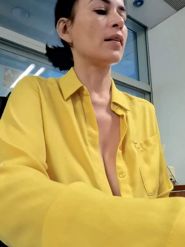 Vollbusiger Schwanz mit prallen Titten - sexy Frau beim Sex
